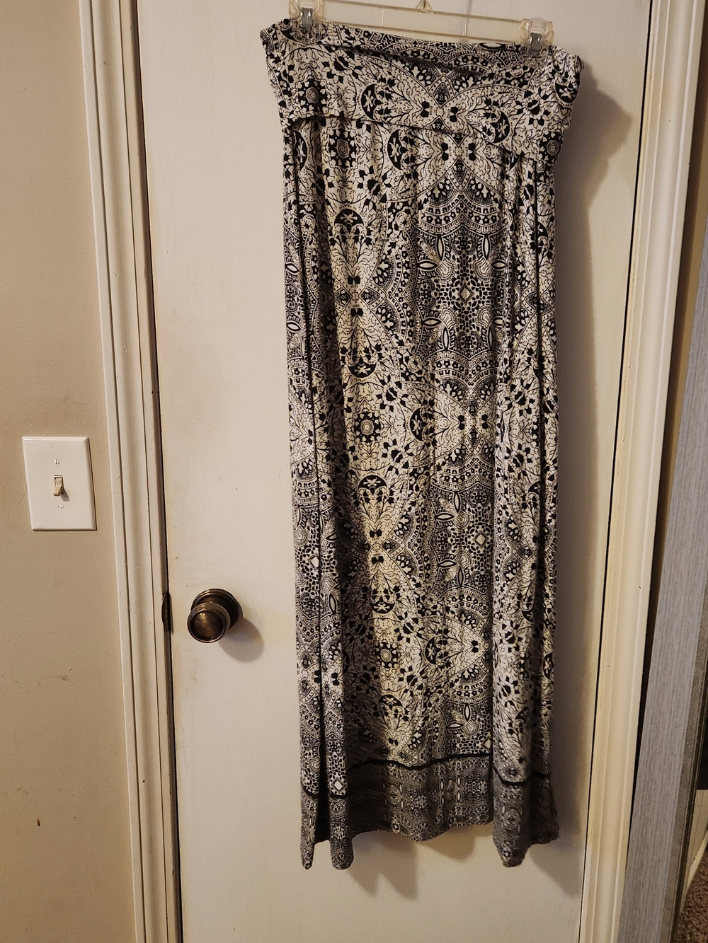 Cynthia Rowley Black and White Paisley Print Maxi Skirt